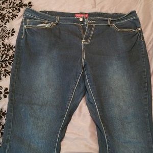 Red Rivet stretch jeans
